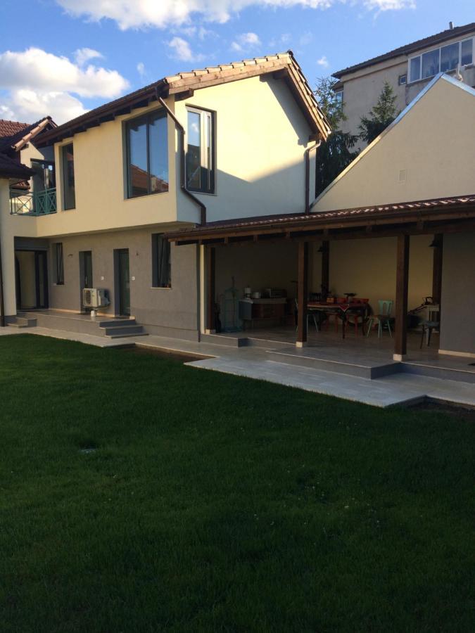 Maremi Apartamento Timişoara Exterior foto